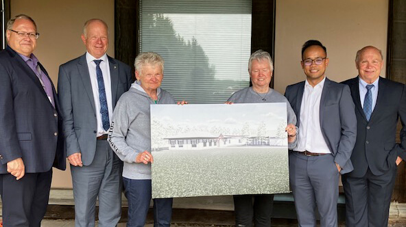 MLAs Rick Wowchuk and Greg Nesbitt with ECCC co-chairs Gloria Tibbatts and Judy Forsythe, CancerCare Manitoba Chief of Clinical Operations Ken Borce, and then-CEO of PMH Brian Schoonbaert at the 2023 groundbreaking